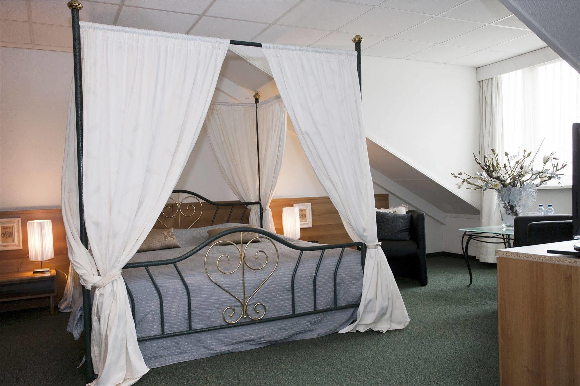 Fletcher Hotel Restaurant Heidehof Heerenveen Luaran gambar